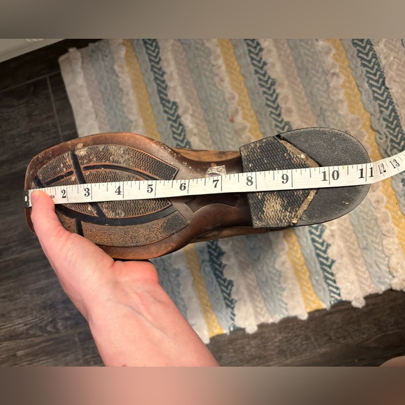 Women’s Ariat Boots - Size 8 - Square Toe Leopard and Turquoise - Picture 8 of 9